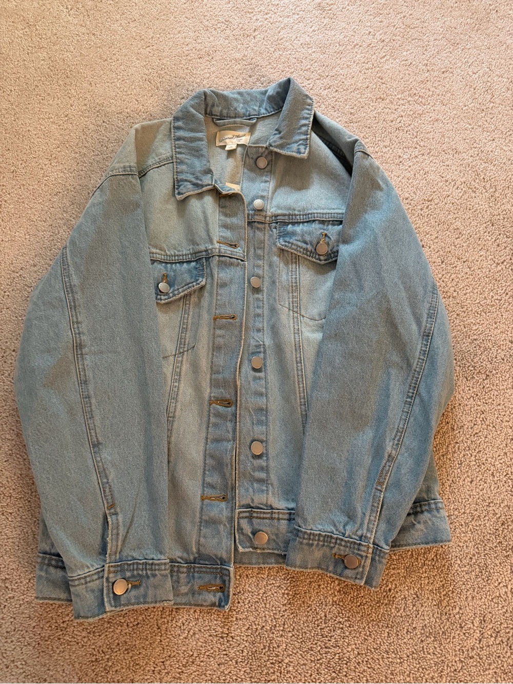 Universal Thread oversized denim jacket size M